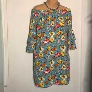 blue floral flared sleeve dress